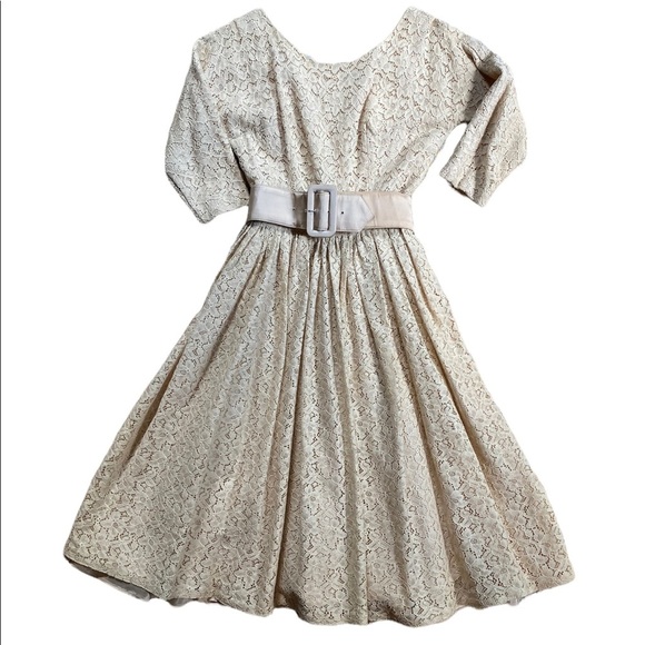 Vintage 1950s Jr. Theme Cream Lace with Floral Pattern Dress - Picture 12 of 13